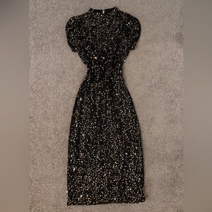 Black and Gold Sleeveless Textured Sequin Midi Dress